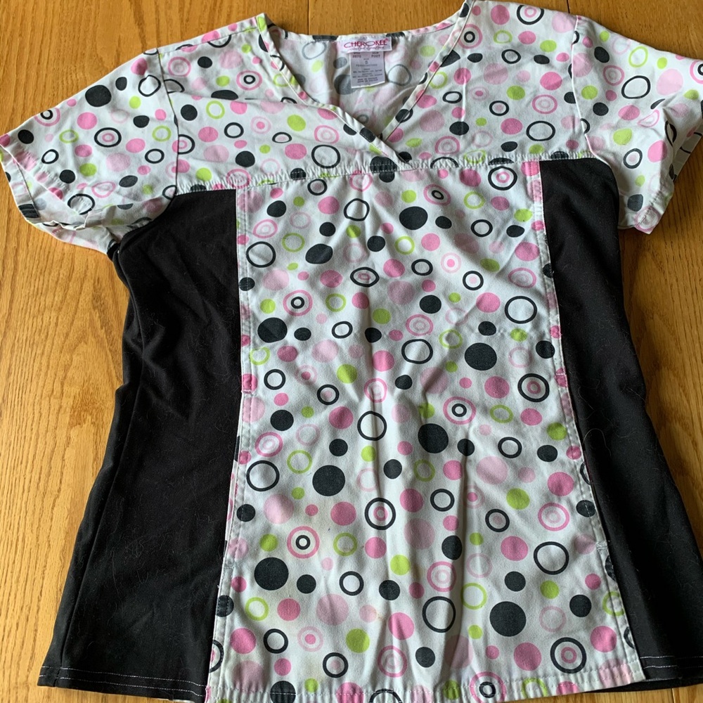 Scrub top